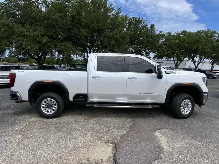 2024 Gmc Sierra HD SLT photo 1