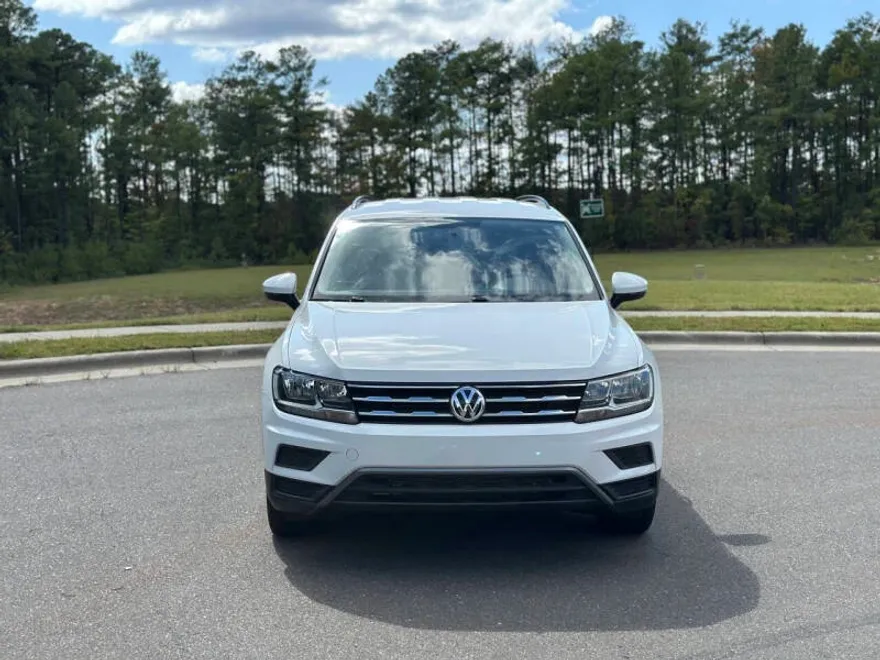 2019 Volkswagen Tiguan S photo 1