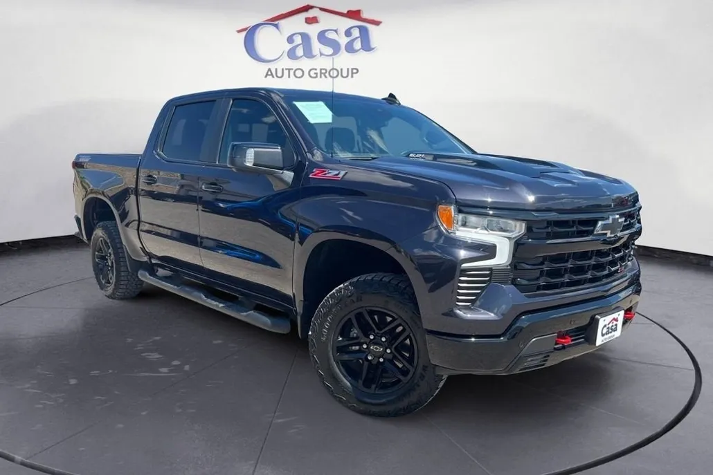 2024 Chevrolet Silverado 1500 LT Trail Boss photo 1