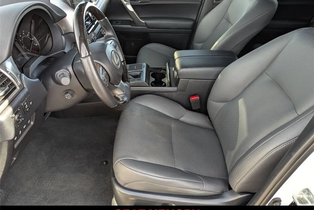 2023 Lexus GX Premium photo 1