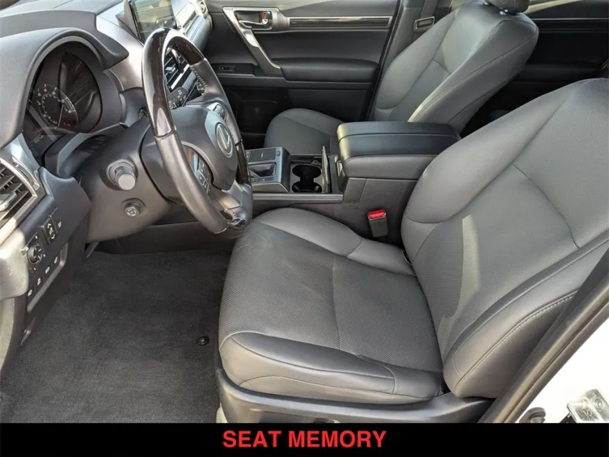 2023 Lexus GX Premium photo 1