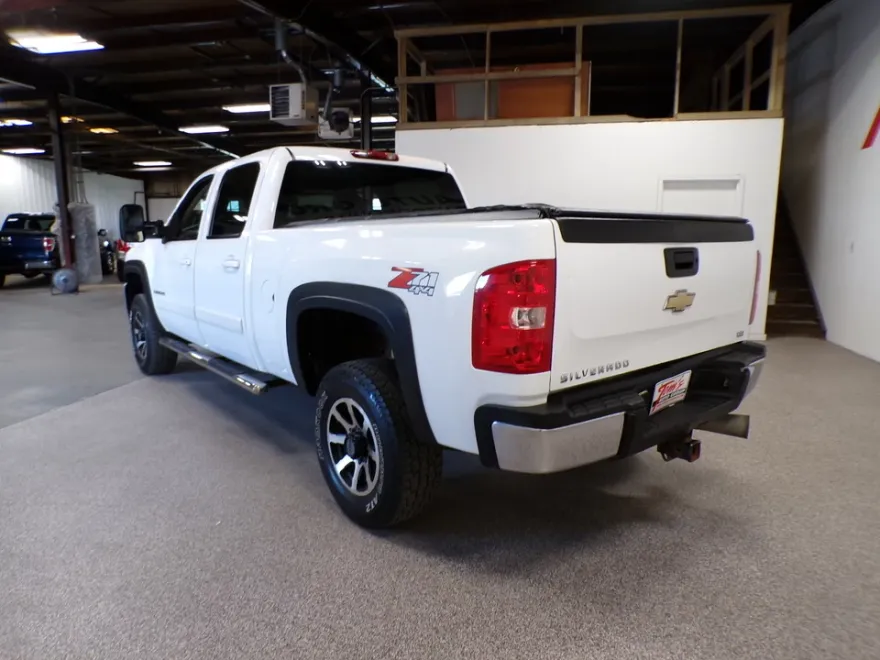 2008 Chevrolet Silverado 2500HD LTZ photo 1