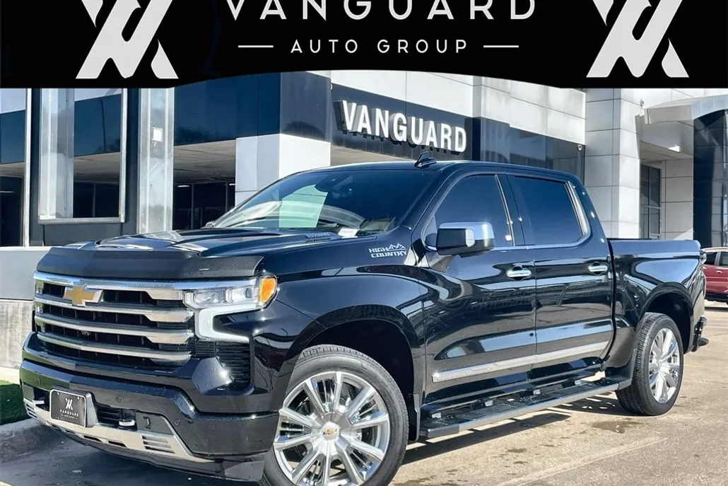 2023 Chevrolet Silverado 1500 High Country photo 1
