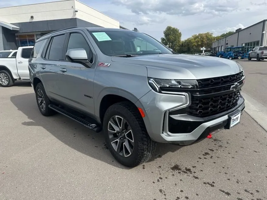 2024 Chevrolet Tahoe Z71 photo 1