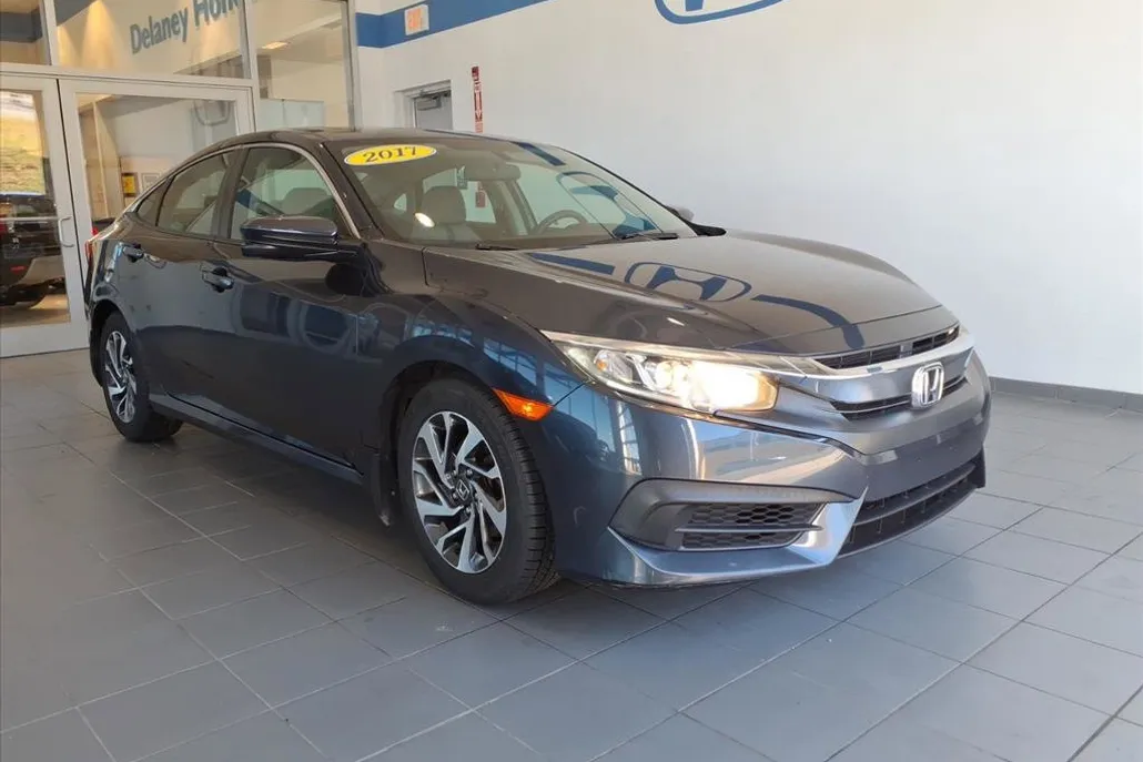2017 Honda Civic EX photo 1