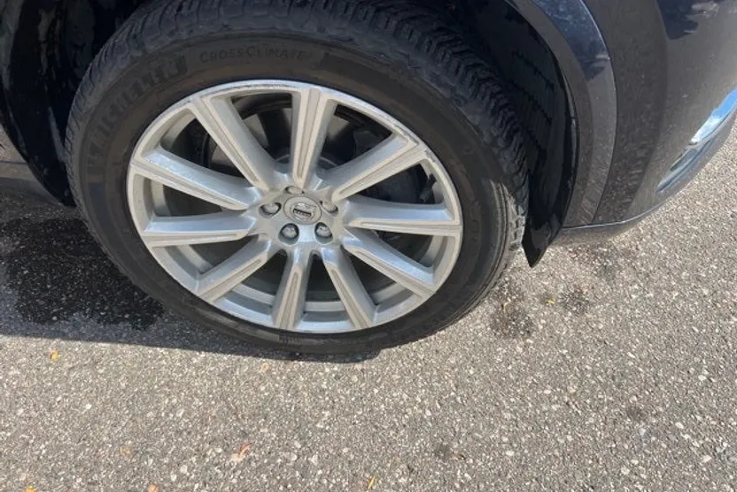 2016 Volvo XC90 T6 Inscription photo 1