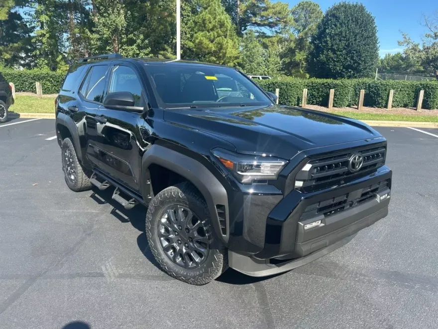 2025 Toyota 4Runner SR5 photo 1