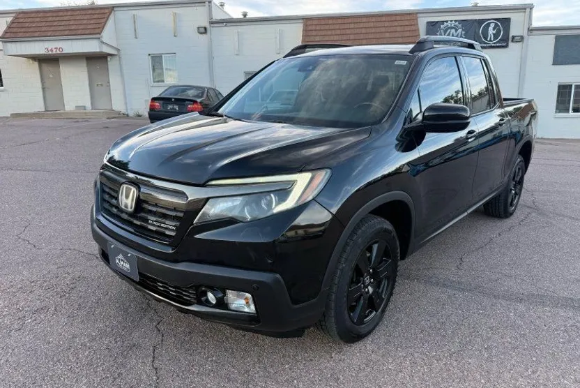 2017 Honda Ridgeline Black Edition photo 1
