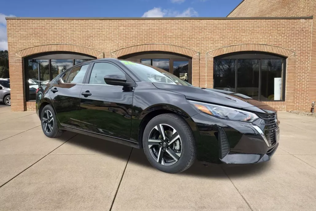 2024 Nissan Sentra SV photo 1