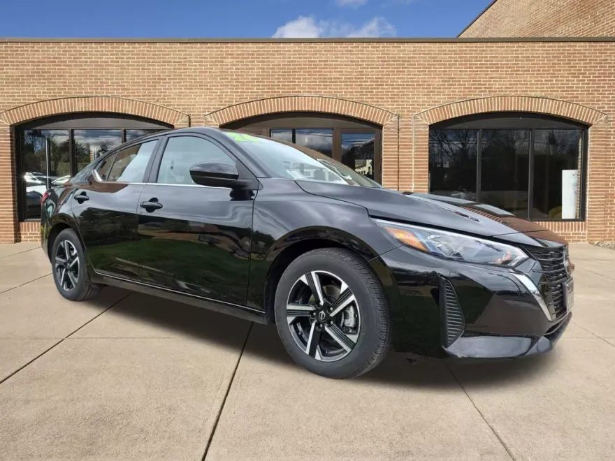 2024 Nissan Sentra SV photo 1