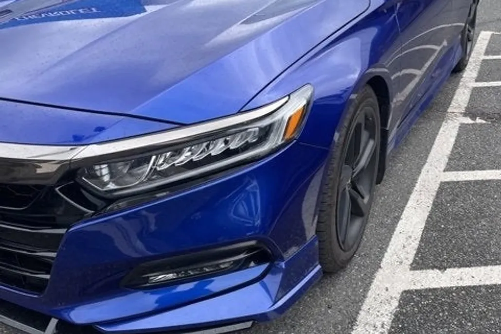 2018 Honda Accord Sport 1.5T photo 1