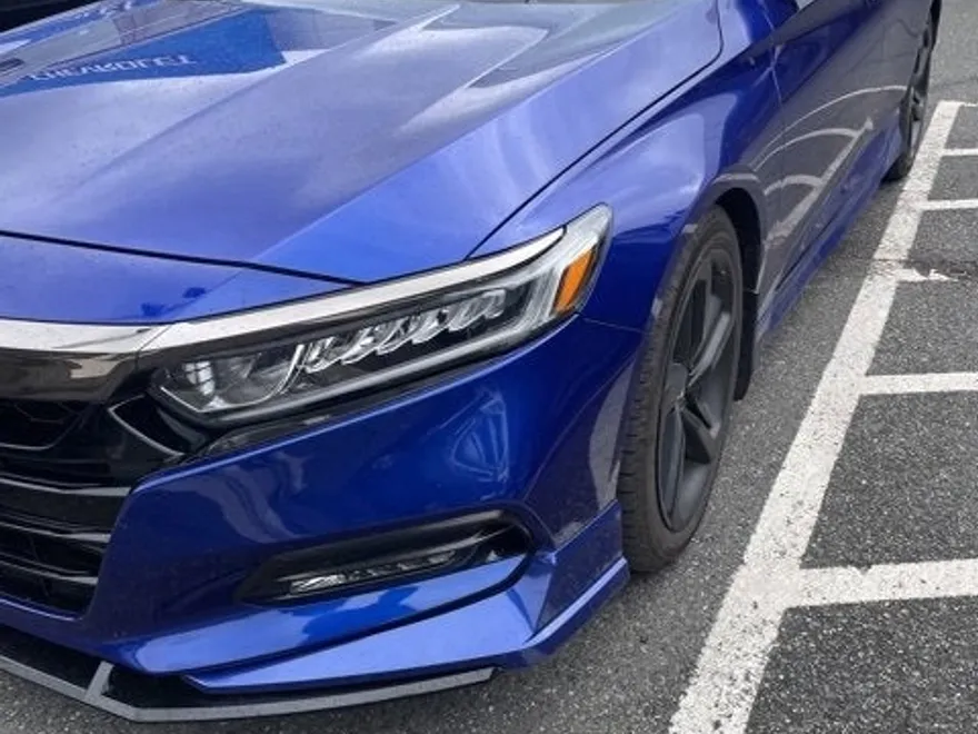 2018 Honda Accord Sport 1.5T photo 1