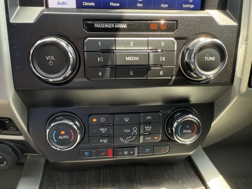 2021 Ford F-250 XL photo 1