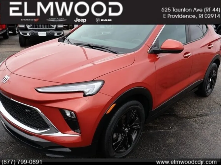 2024 Buick Encore GX Sport Touring photo 1