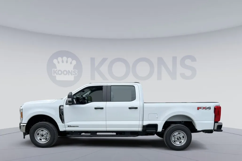 2025 Ford F-250 photo 1