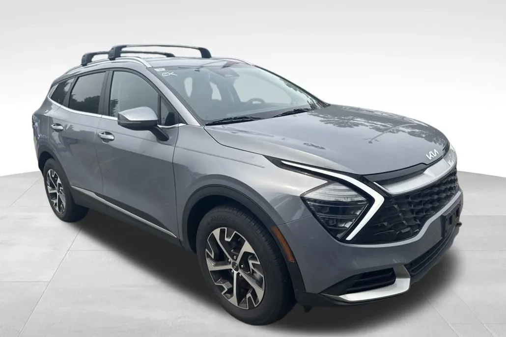 2024 Kia Sportage EX photo 1