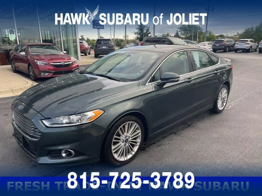2015 Ford Fusion SE photo 1
