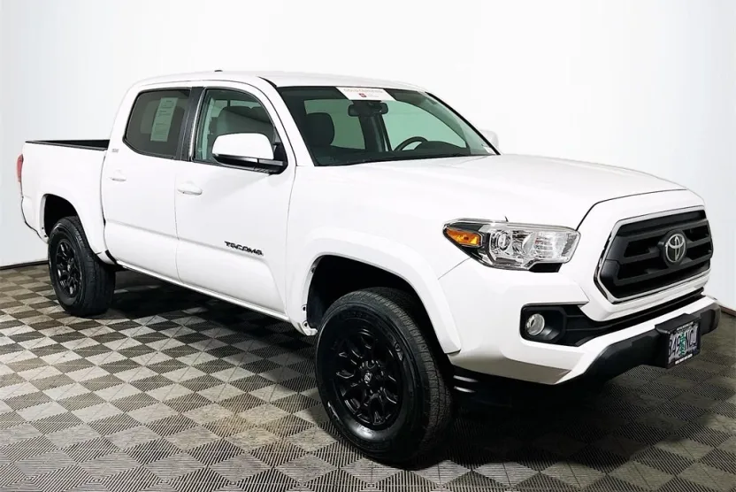 2021 Toyota Tacoma SR5 V6 photo 1