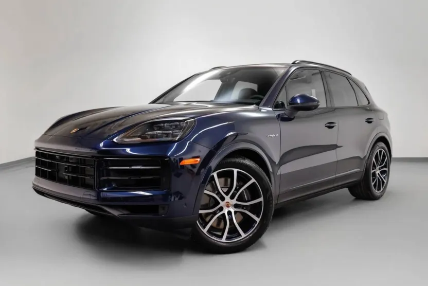 2026 Porsche Cayenne E-Hybrid photo 1