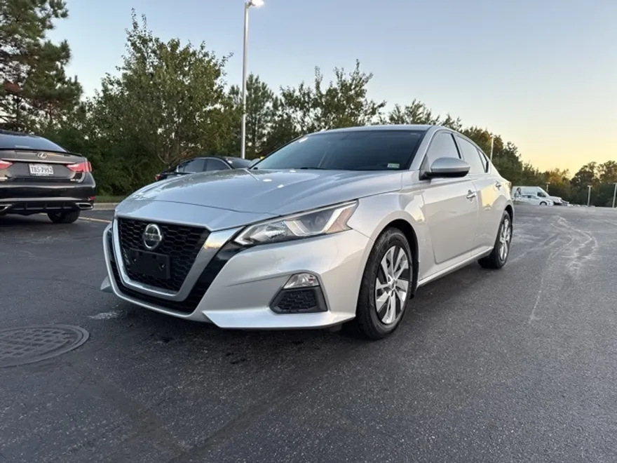 2020 Nissan Altima 2.5 S photo 1