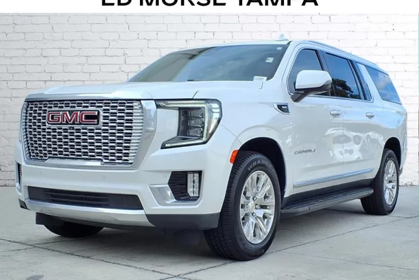 2021 Gmc Yukon XL Denali photo 1