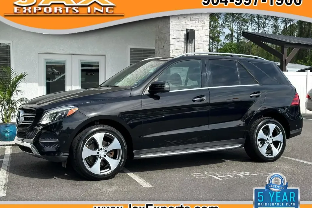 2016 Mercedes Benz GLE 4MATIC 300d photo 1