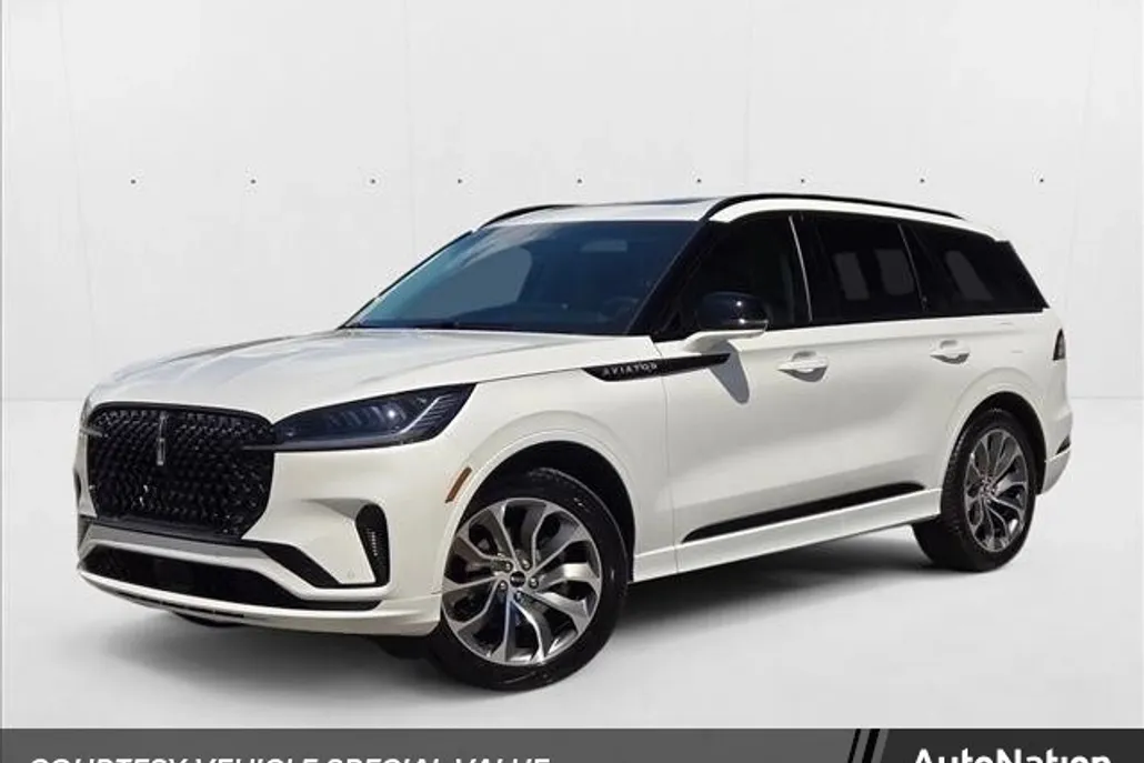 2025 Lincoln Aviator Premiere photo 1