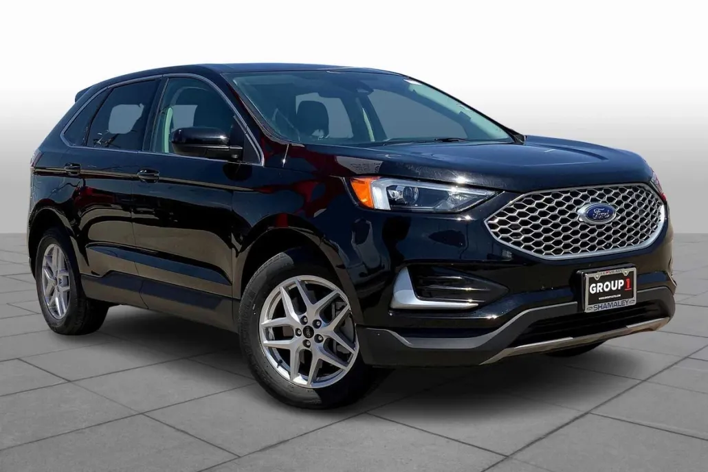 2023 Ford Edge SEL photo 1