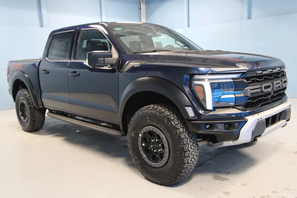 2025 Ford F-150 Raptor photo 1
