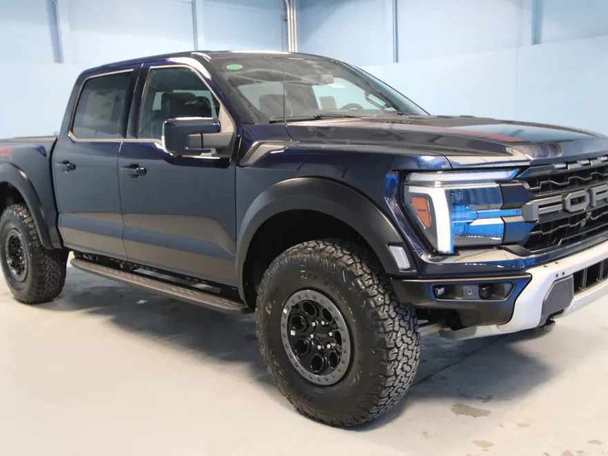 2025 Ford F-150 Raptor photo 1