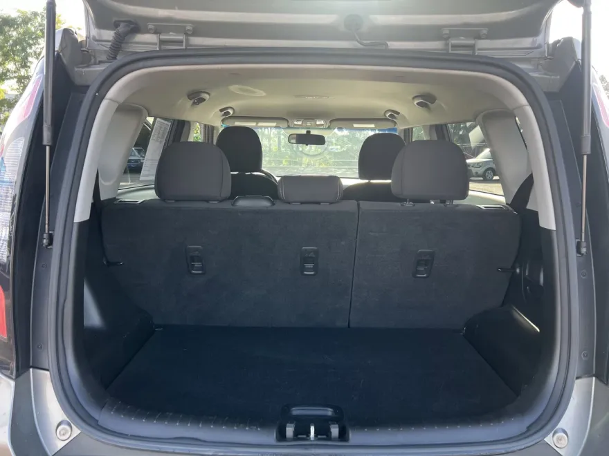 2016 Kia Soul Base photo 1