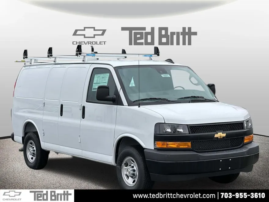 2025 Chevrolet Express Cargo 3500 photo 1