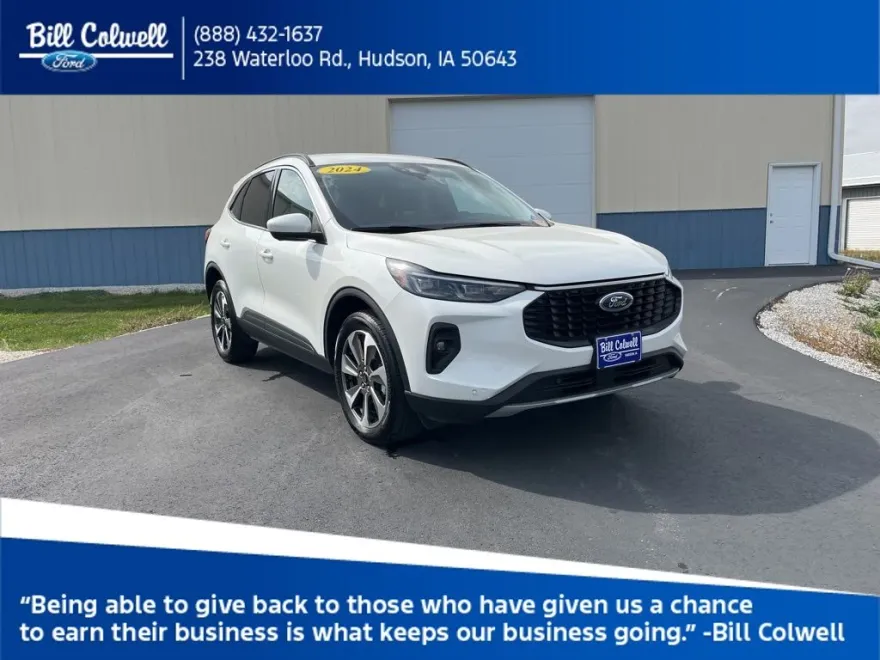 2024 Ford Escape Platinum photo 1