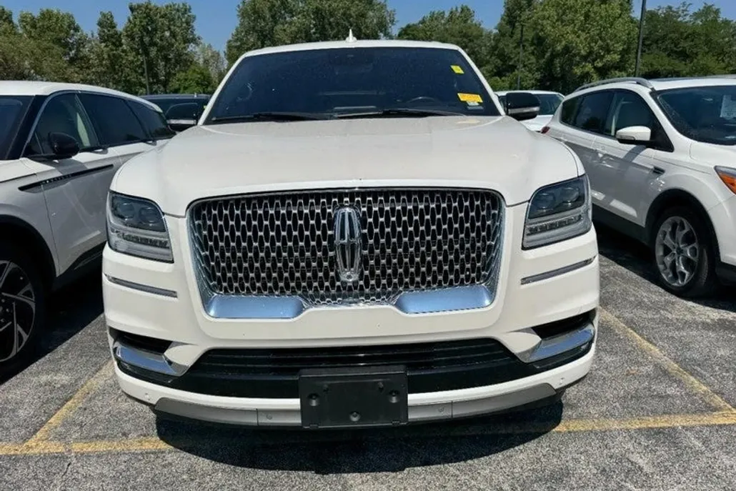 2019 Lincoln Navigator L Reserve photo 1