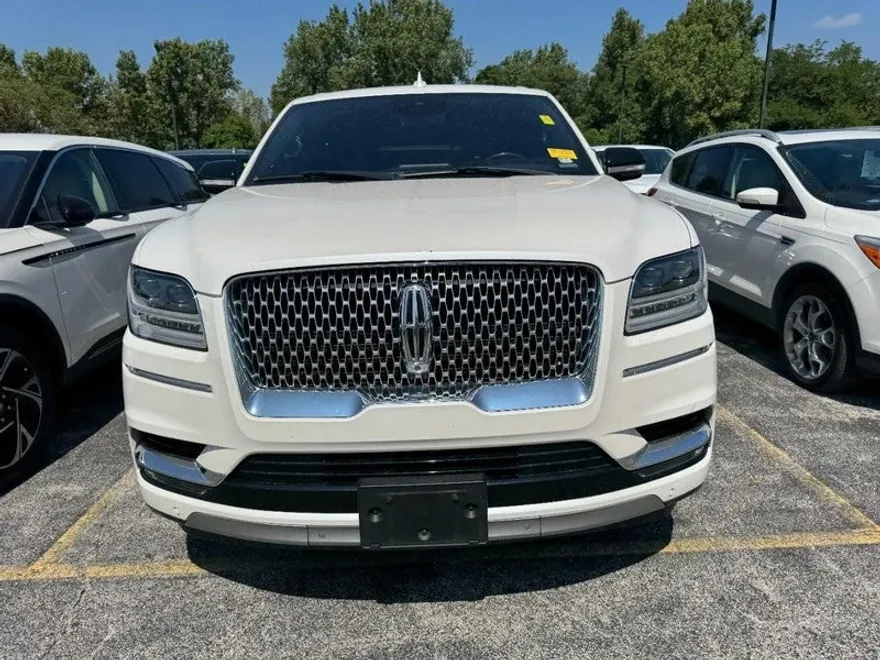 2019 Lincoln Navigator L Reserve photo 1