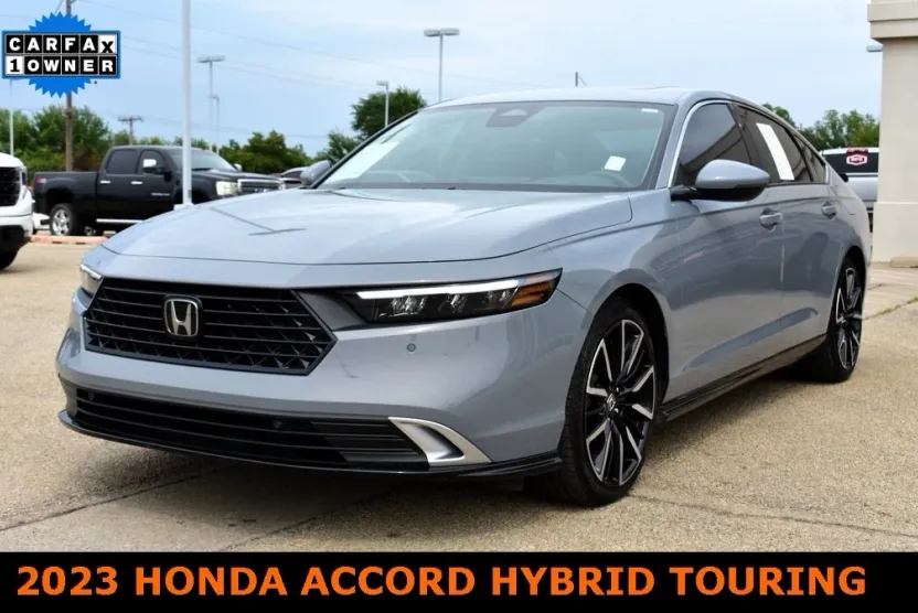 2023 Honda Accord Hybrid Touring photo 1