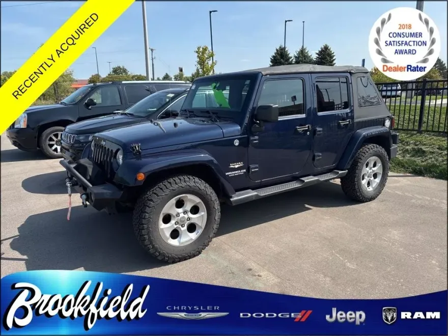 2013 Jeep Wrangler Unlimited Sahara photo 1