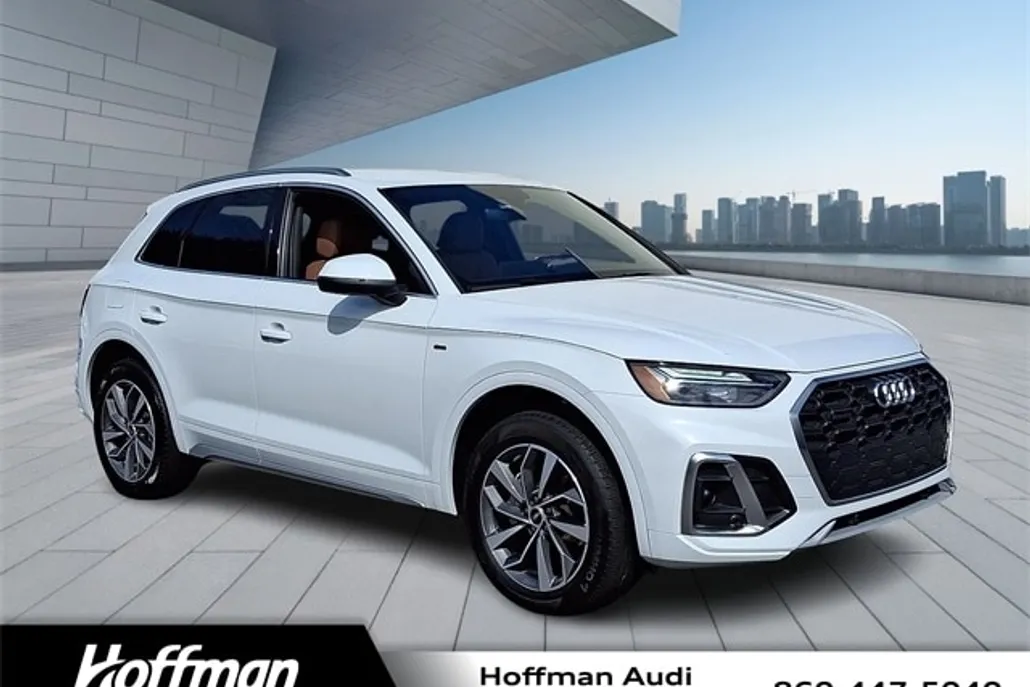 2024 Audi Q5 45 S line Premium photo 1