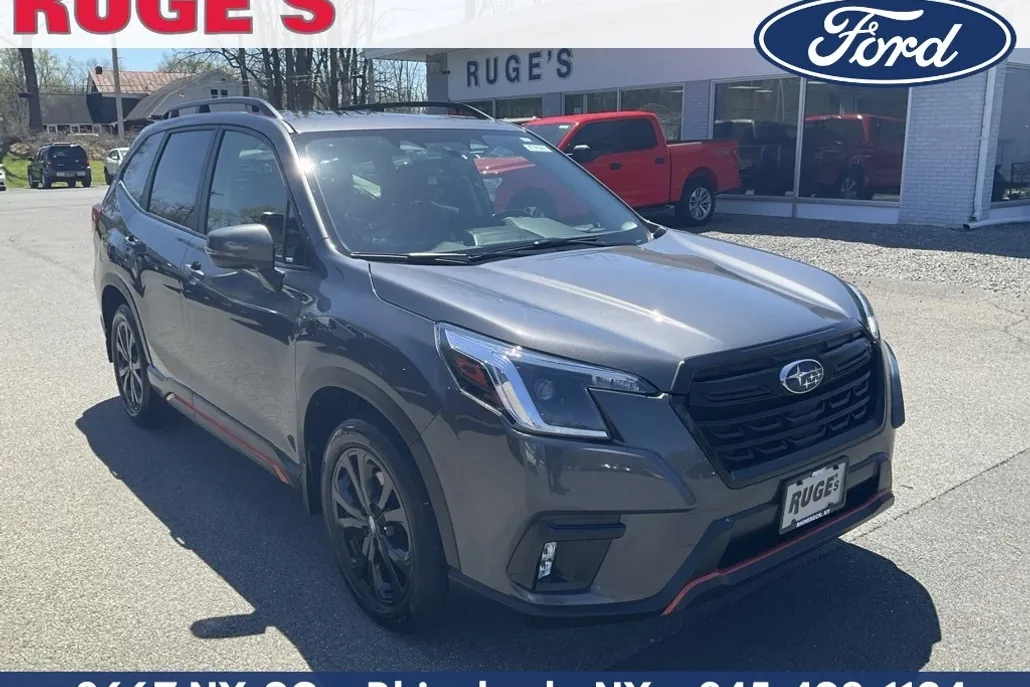 2023 Subaru Forester Sport photo 1