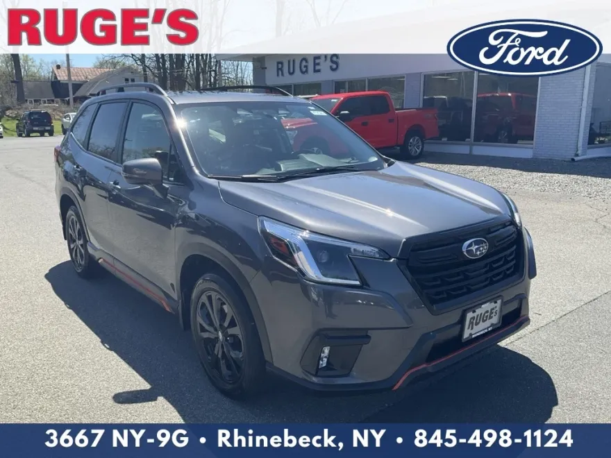 2023 Subaru Forester Sport photo 1