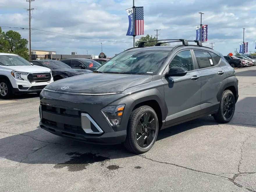 2026 Hyundai Kona SEL photo 1