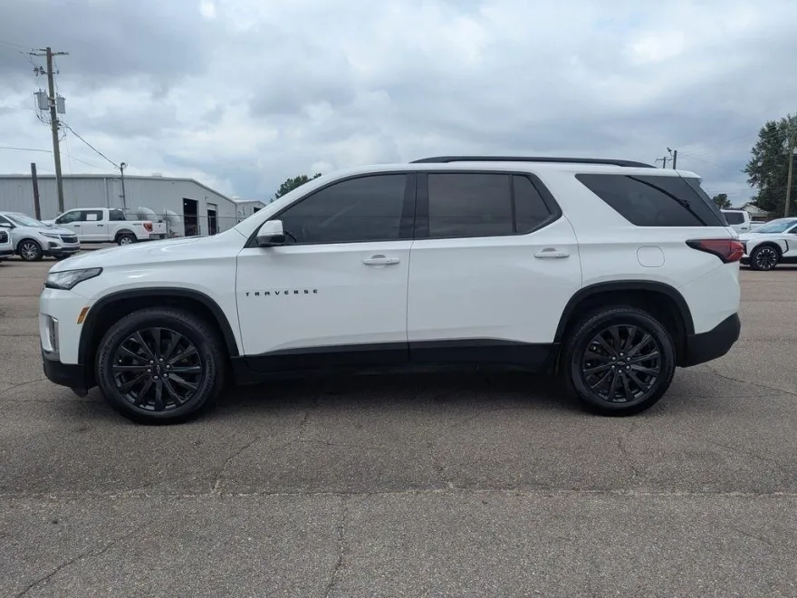 2023 Chevrolet Traverse RS photo 1