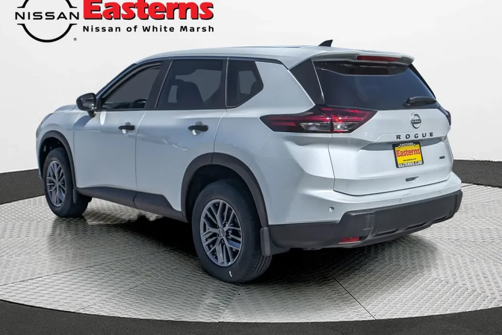 2025 Nissan Rogue S photo 1