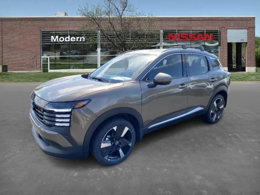 2025 Nissan Kicks SR photo 1
