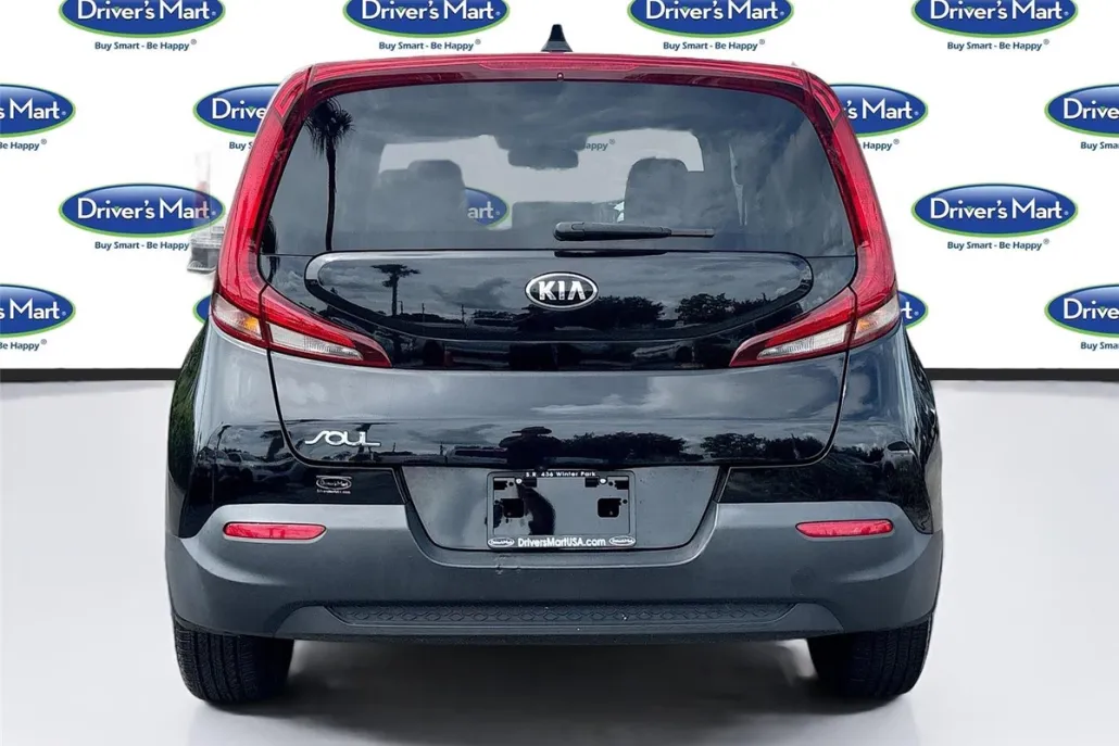 2021 Kia Soul LX photo 1