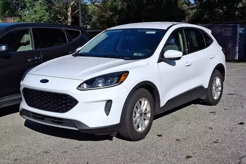 2020 Ford Escape SE photo 1