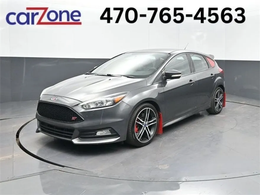 2018 Ford Focus ST photo 1