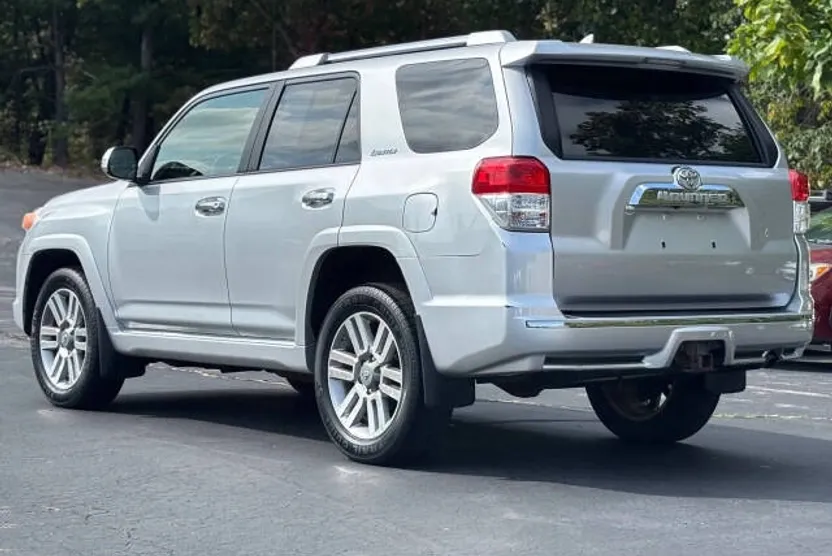 2012 Toyota 4Runner Limited photo 1