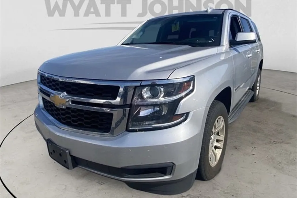 2018 Chevrolet Tahoe LT photo 1