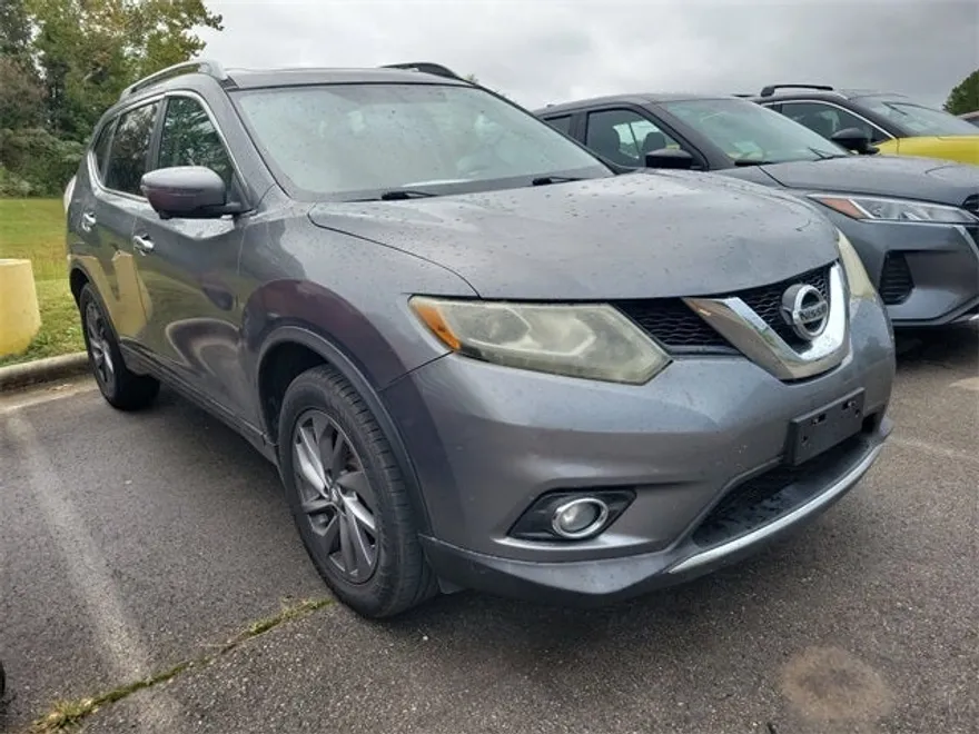 2016 Nissan Rogue SL photo 1